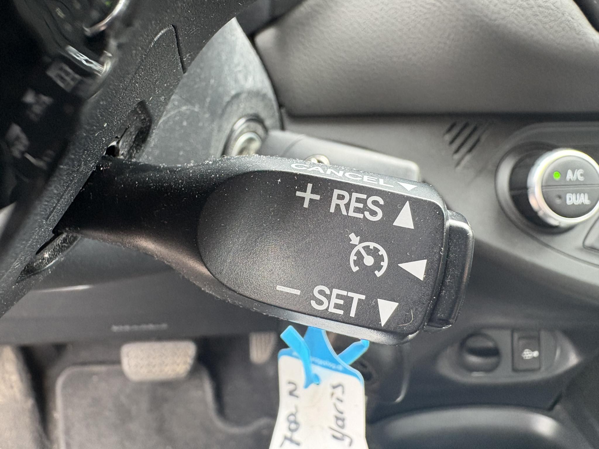 Foto van Toyota Toyota Yaris Hybrid