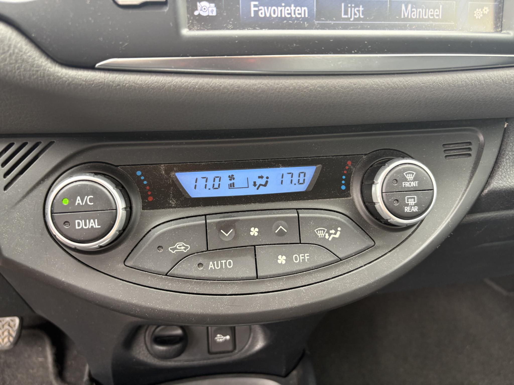 Foto van Toyota Toyota Yaris Hybrid
