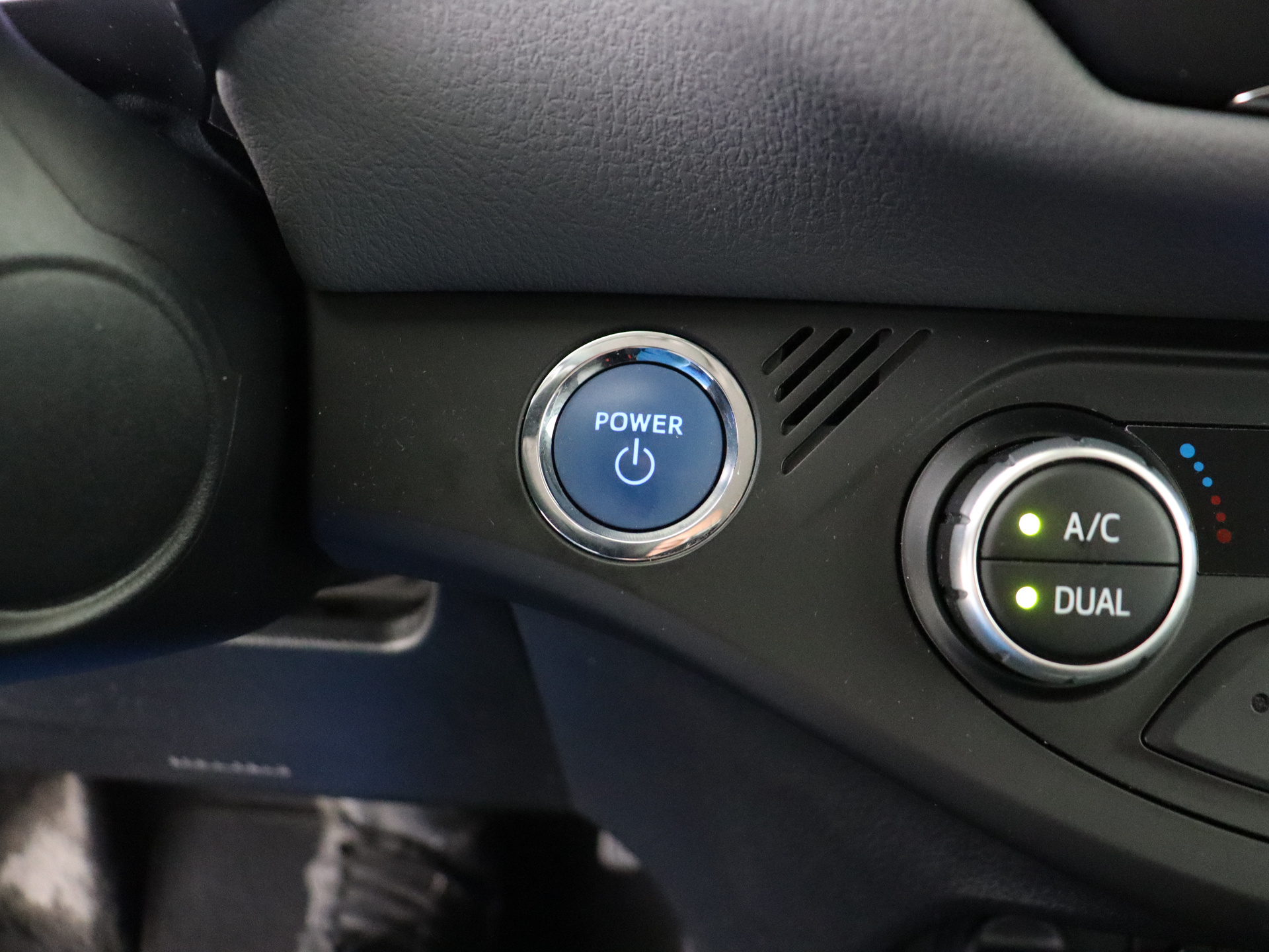 Foto van Toyota Toyota Yaris Hybrid