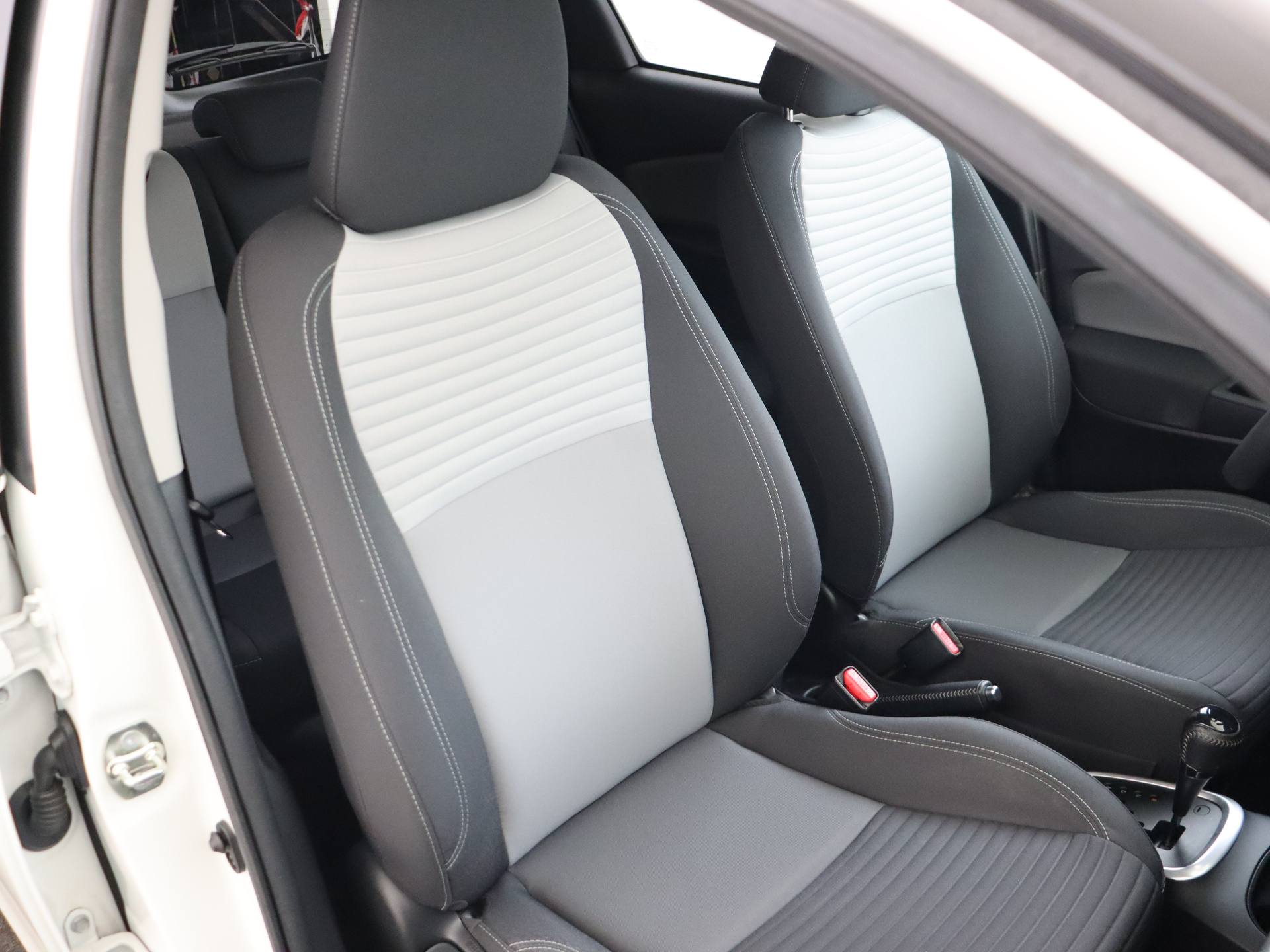 Foto van Toyota Toyota Yaris Hybrid