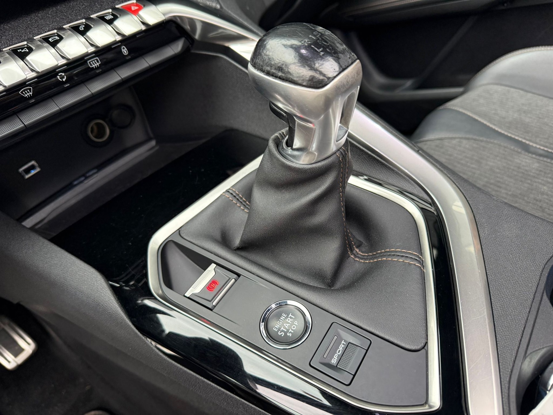 Foto van Peugeot 5008