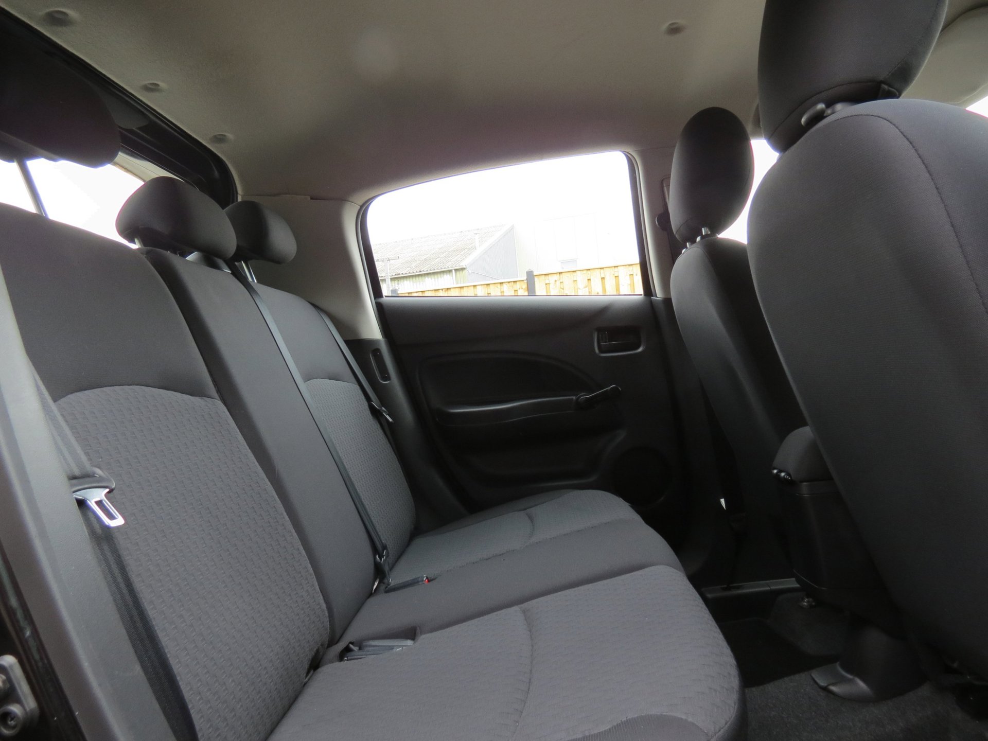 Foto van Mitsubishi Space Star