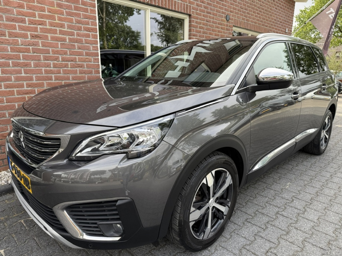 Foto van Peugeot 5008