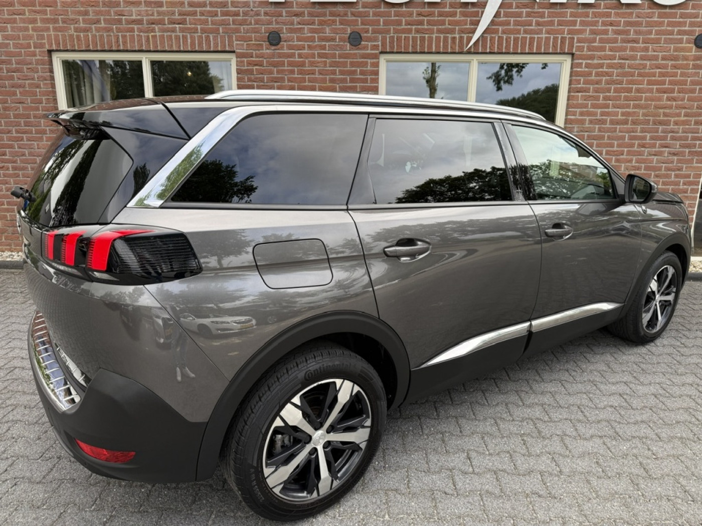 Foto van Peugeot 5008