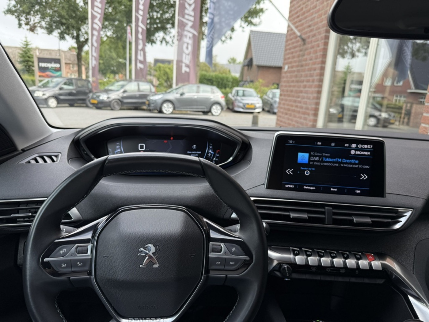 Foto van Peugeot 5008