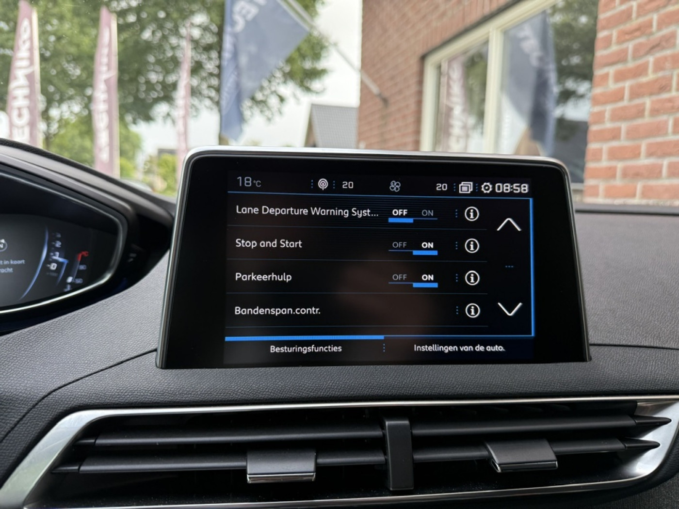 Foto van Peugeot 5008