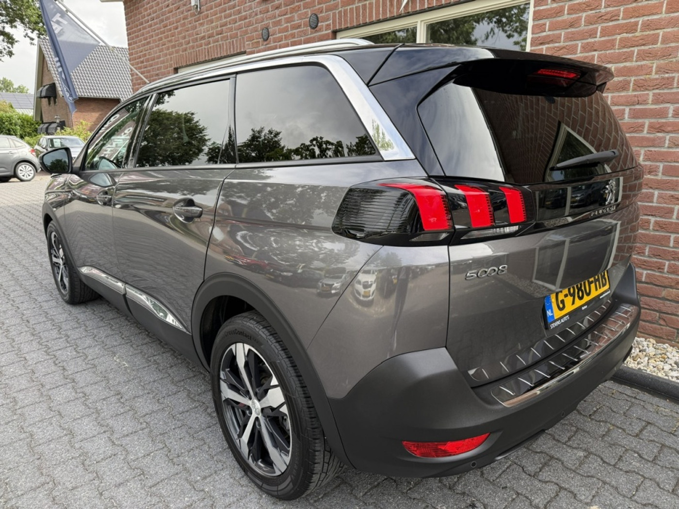 Foto van Peugeot 5008