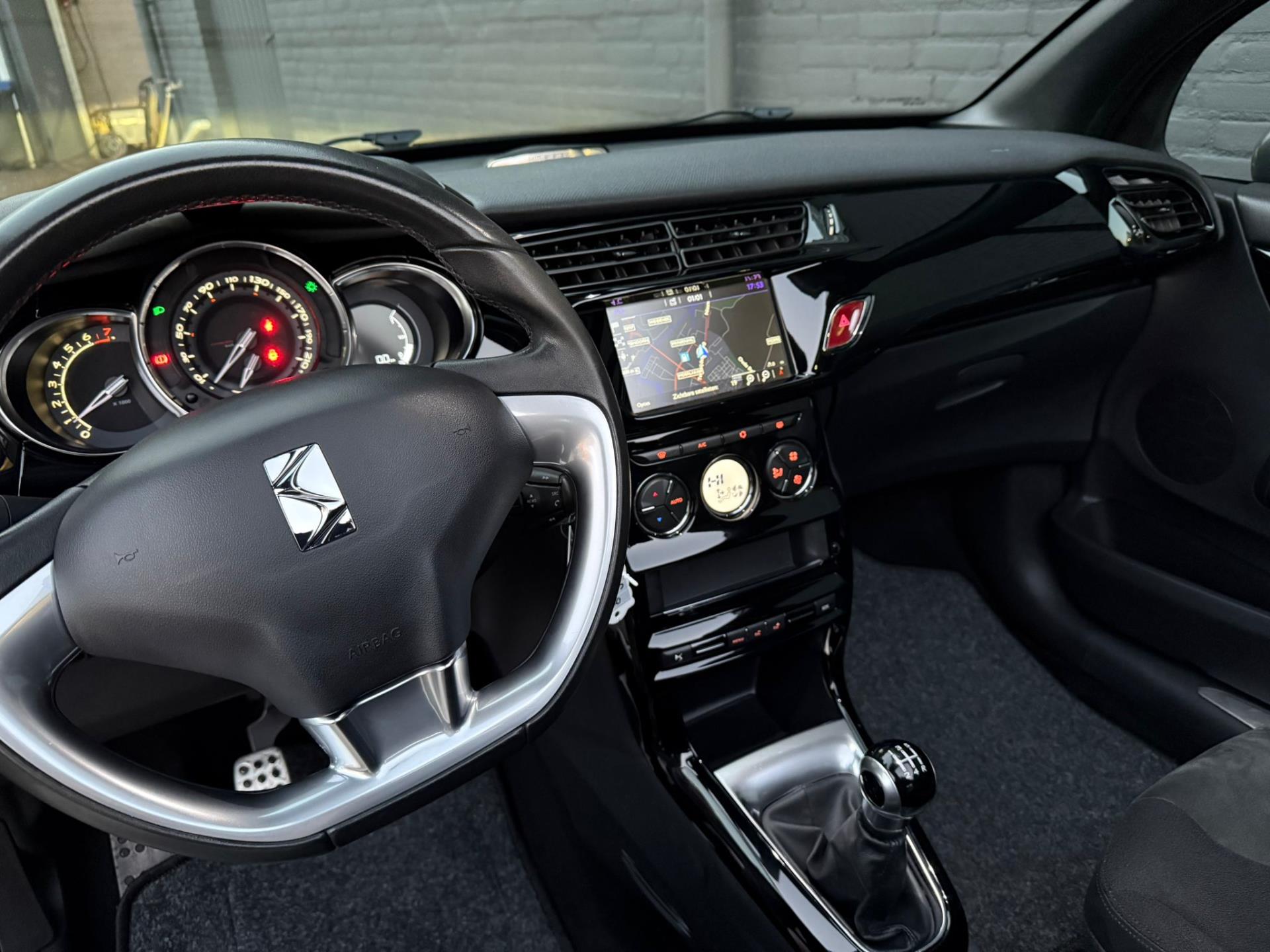Foto van DS DS 3 Cabrio