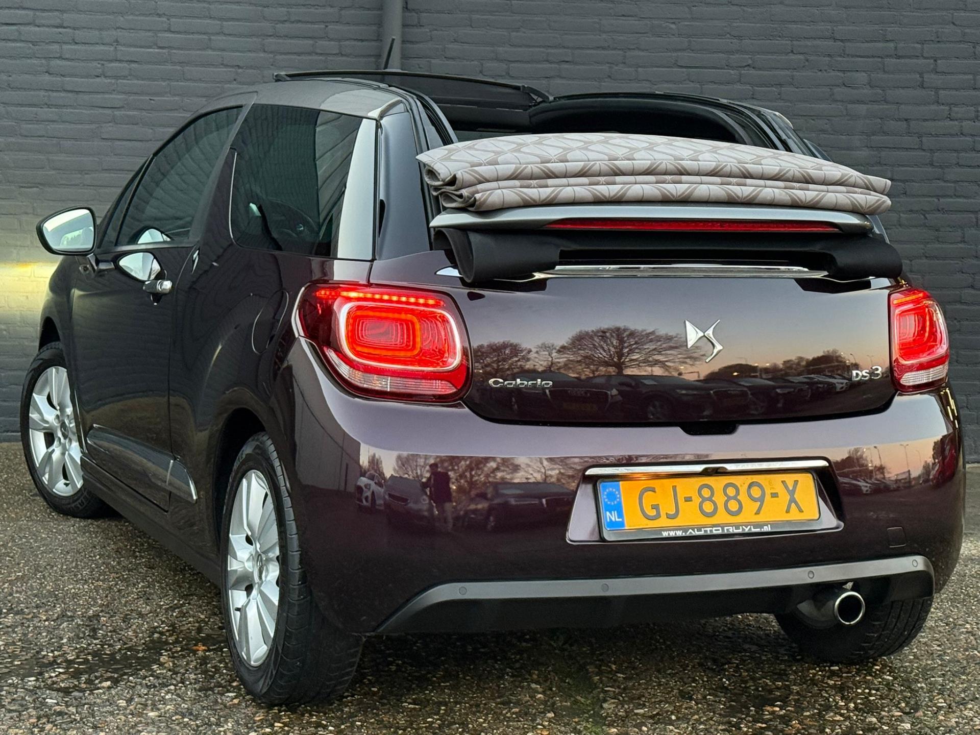 Foto van DS DS 3 Cabrio