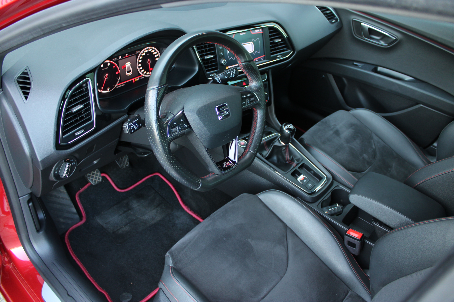 Foto van Seat Leon Sportourer ST