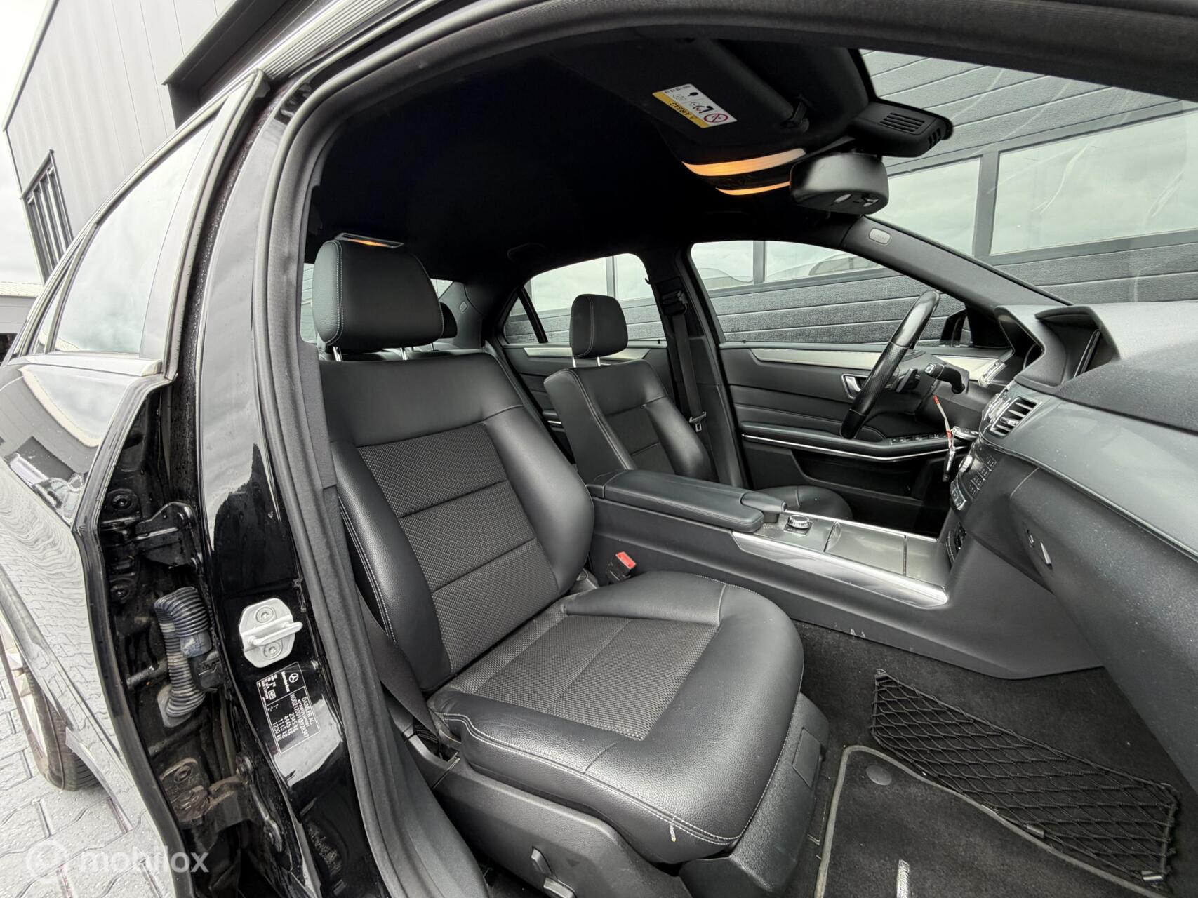 Foto van Mercedes-Benz E 220 Bluetec