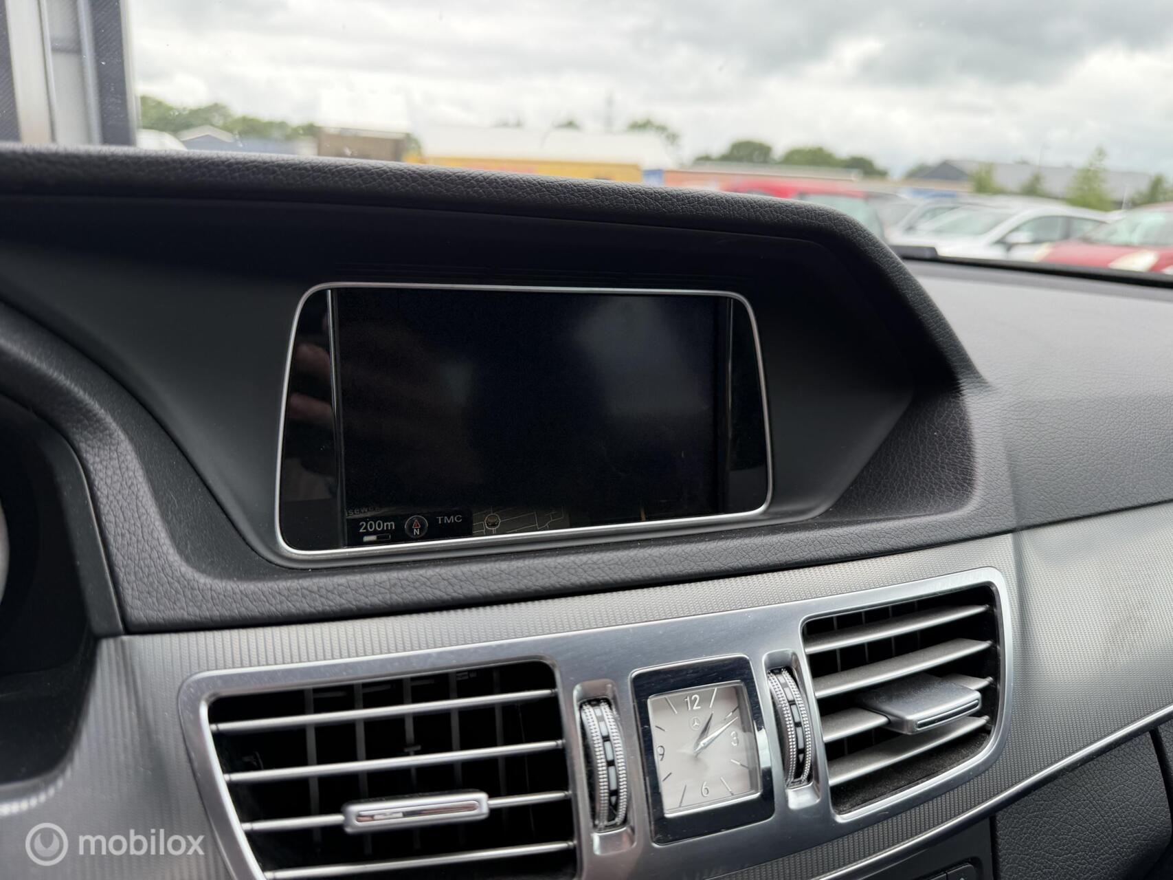 Foto van Mercedes-Benz E 220 Bluetec