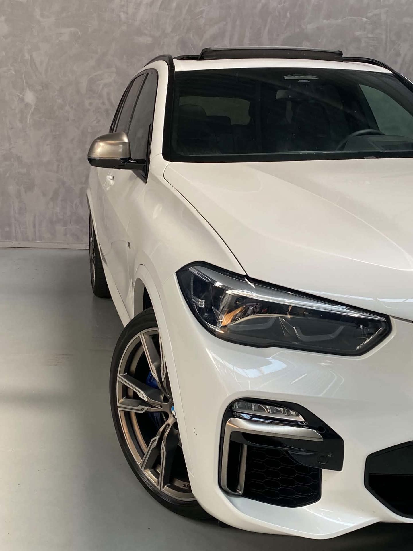 Foto van BMW X5 M50d