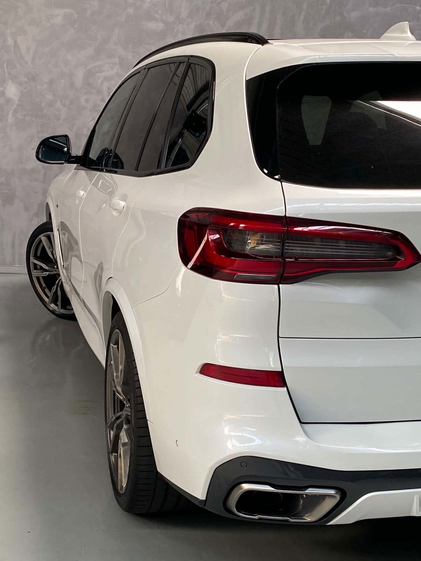 Foto van BMW X5 M50d