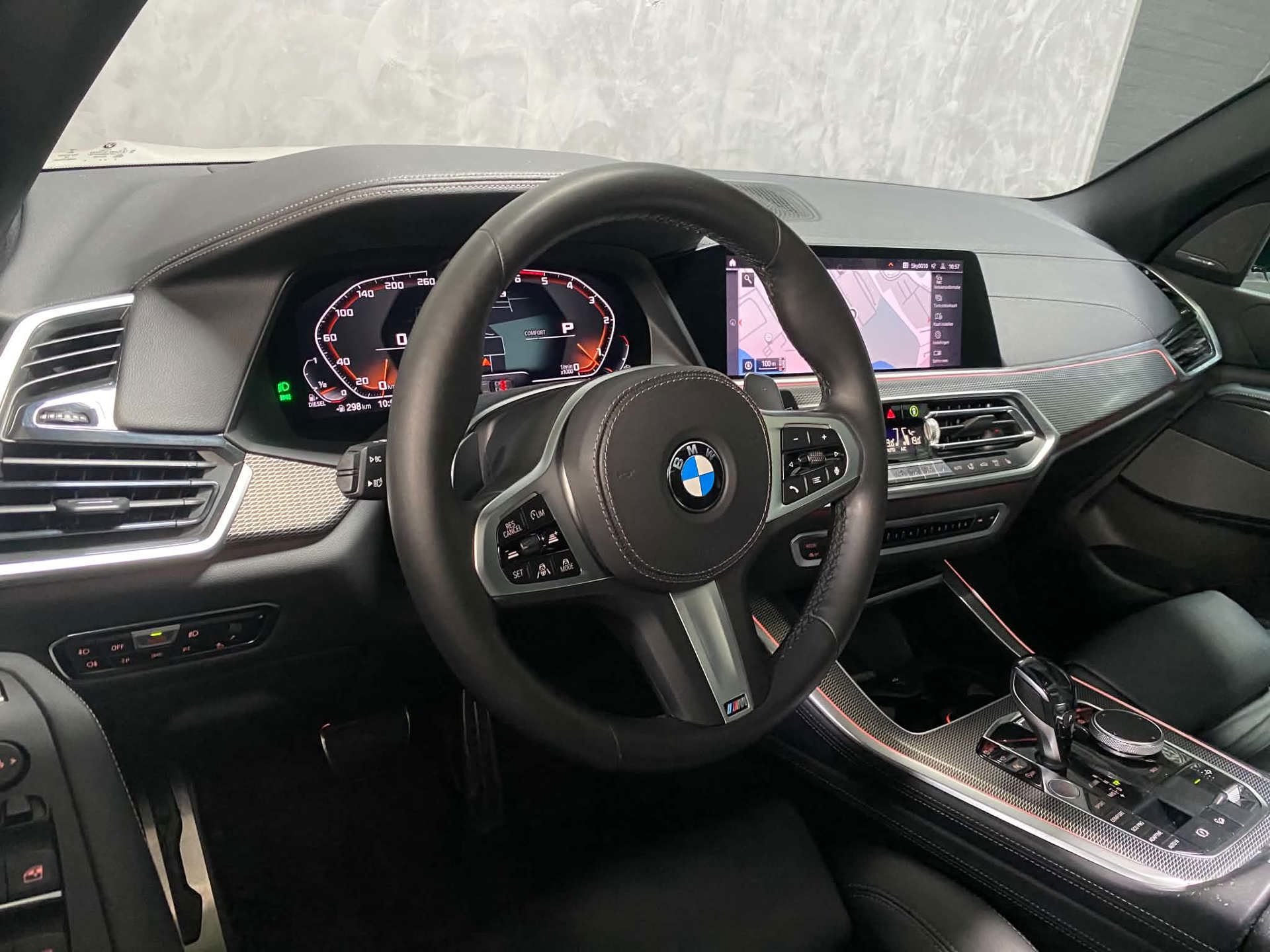 Foto van BMW X5 M50d