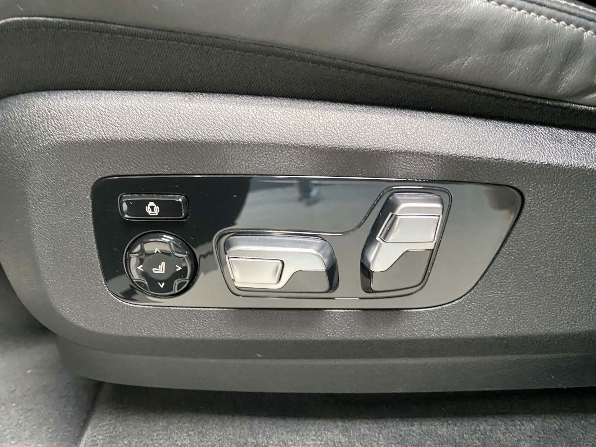 Foto van BMW X5 M50d
