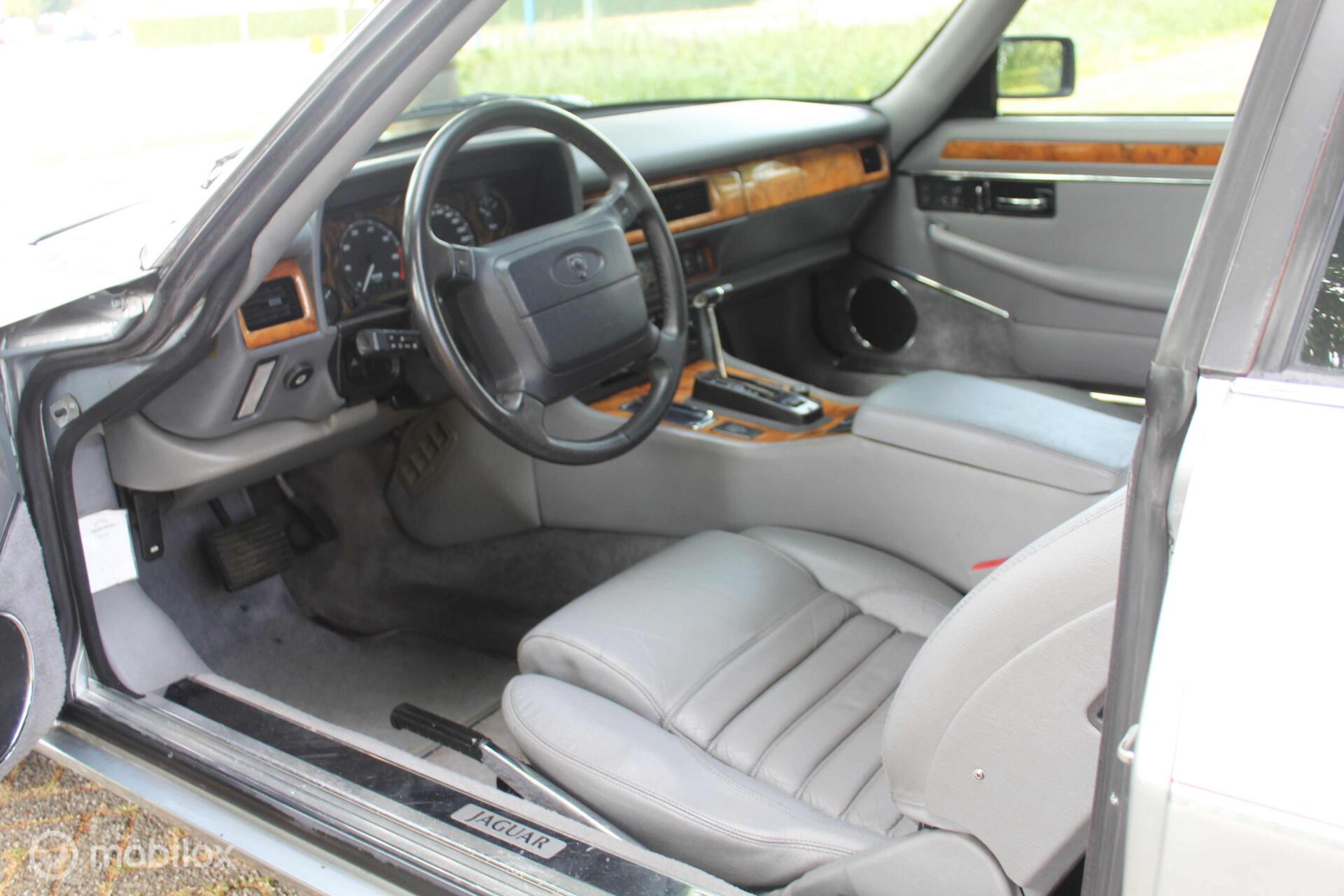 Foto van Jaguar Xj-s 4.0 E2