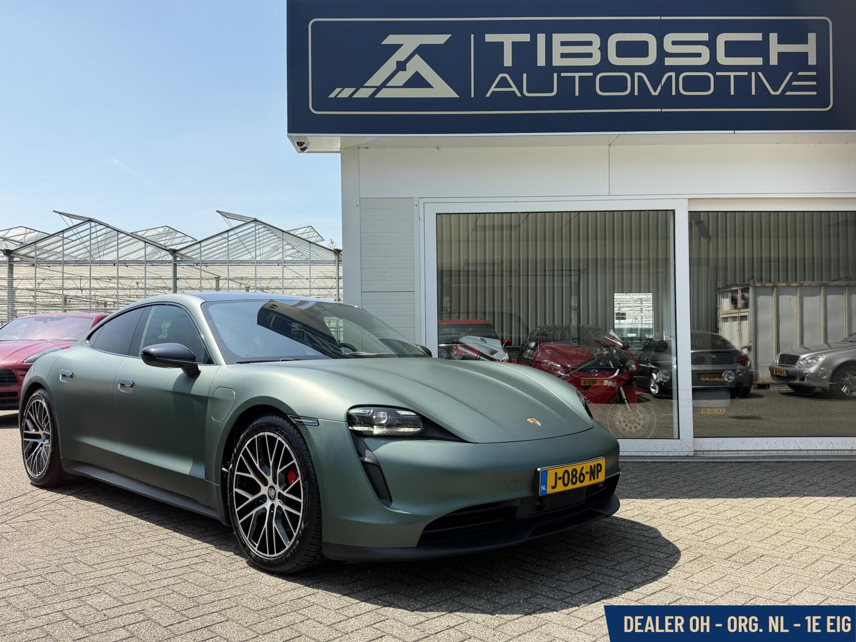 Foto van Porsche Taycan 4s