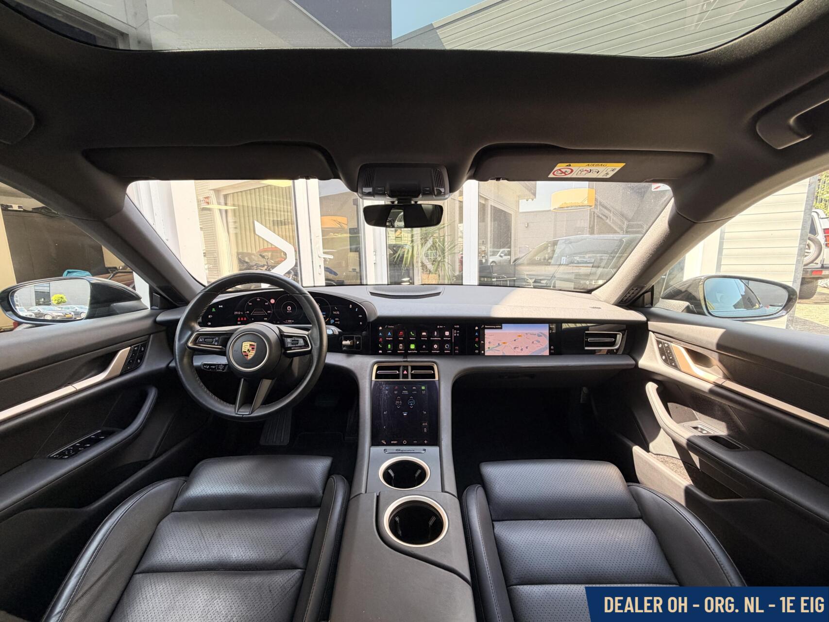 Foto van Porsche Taycan 4s