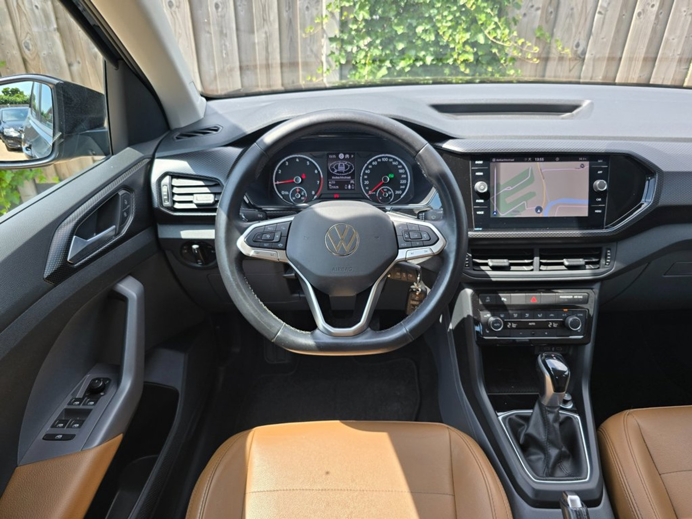 Foto van Volkswagen T-cross