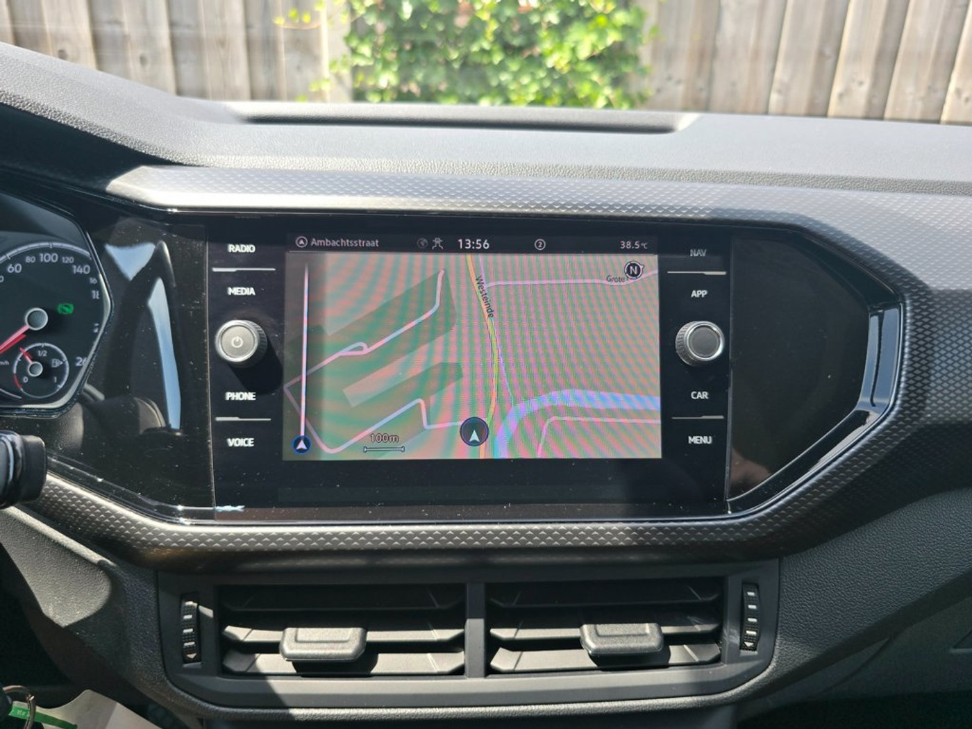 Foto van Volkswagen T-cross