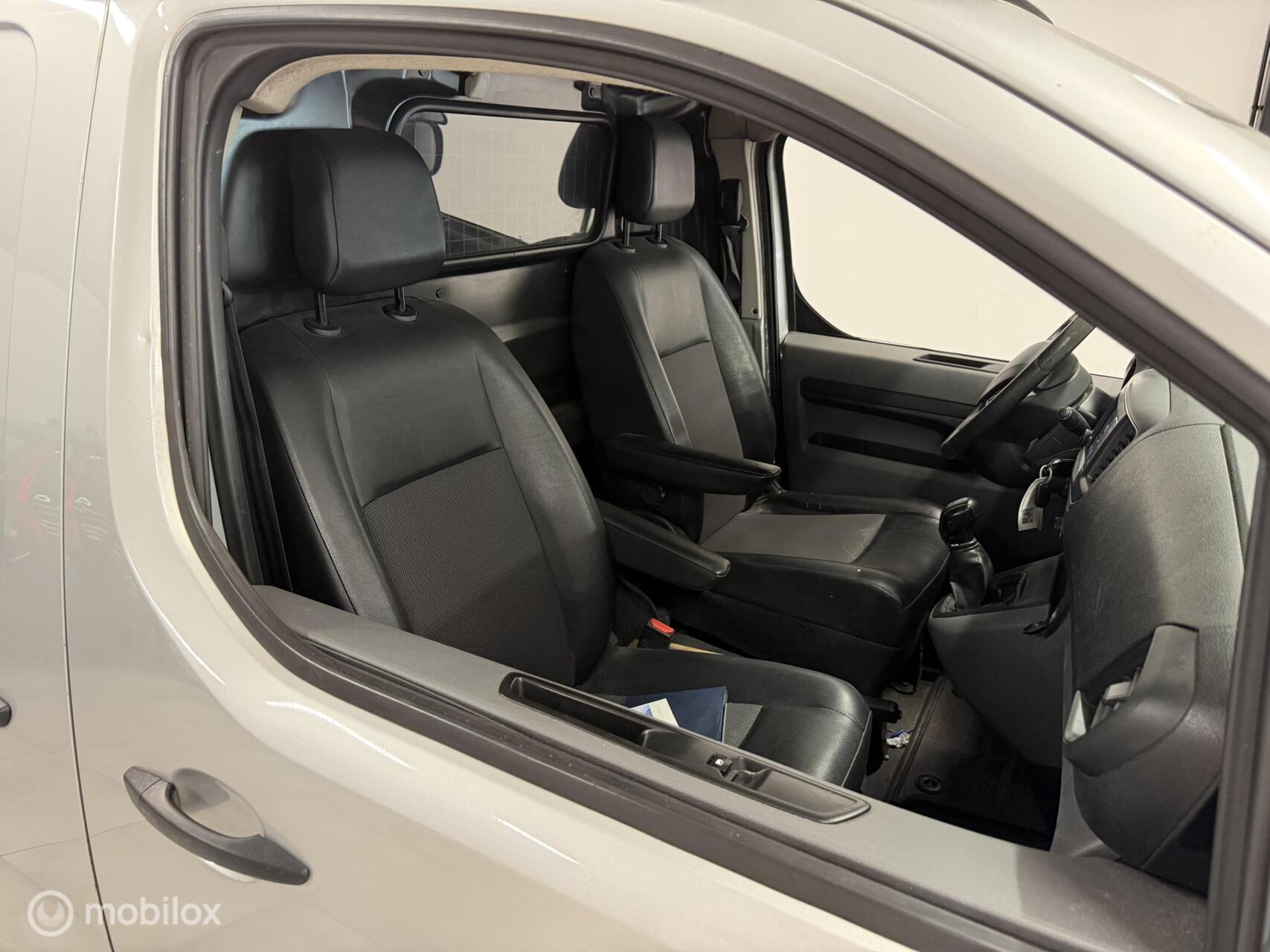 Foto van Peugeot Expert