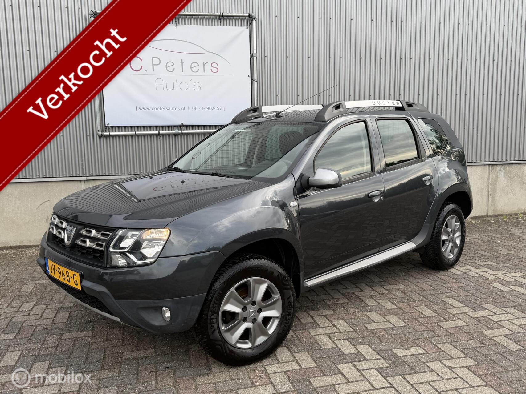 Dacia Duster 1.2 TCe 4x2 Prestige 2016 / Navigatie / Trekhaak / Cruisecontrol / 1e eigenaar NAP 2016 - voorkant