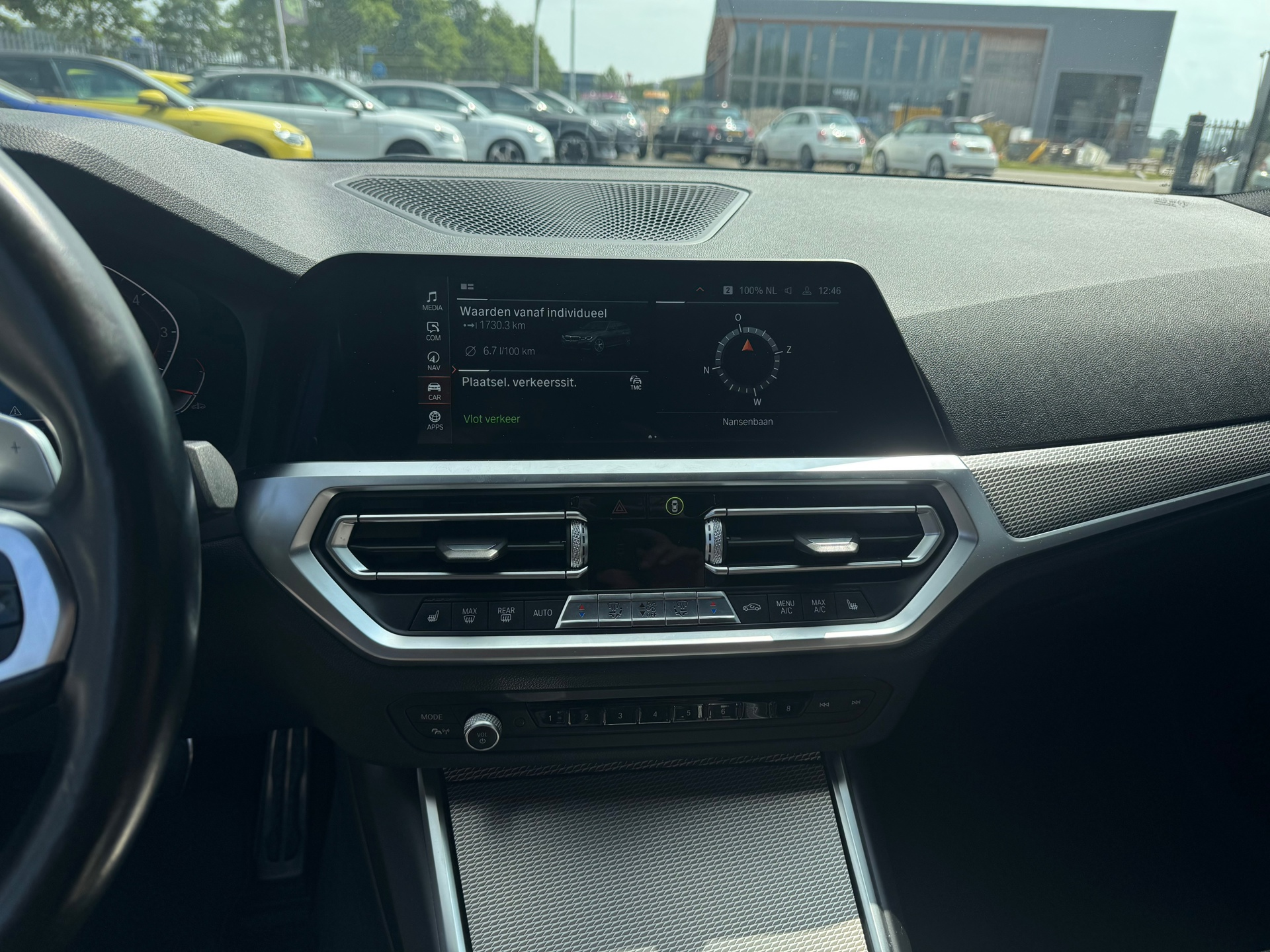 Foto van BMW 330i
