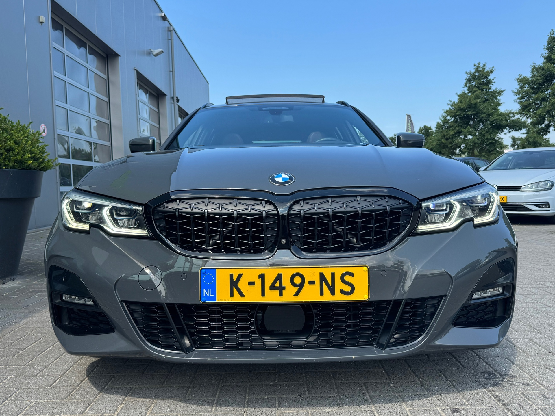 Foto van BMW 330i