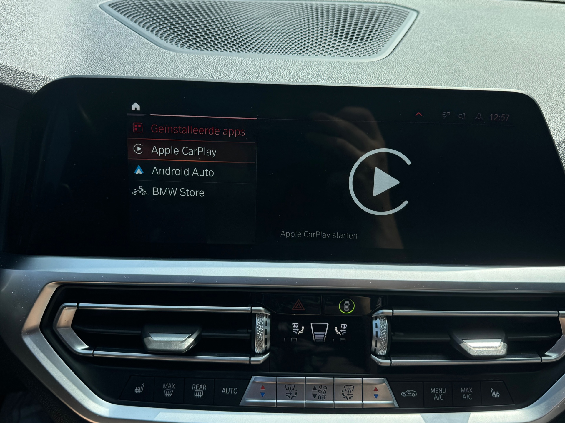 Foto van BMW 330i