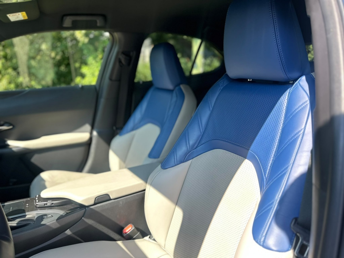 Foto van Lexus Lexus Ux250h