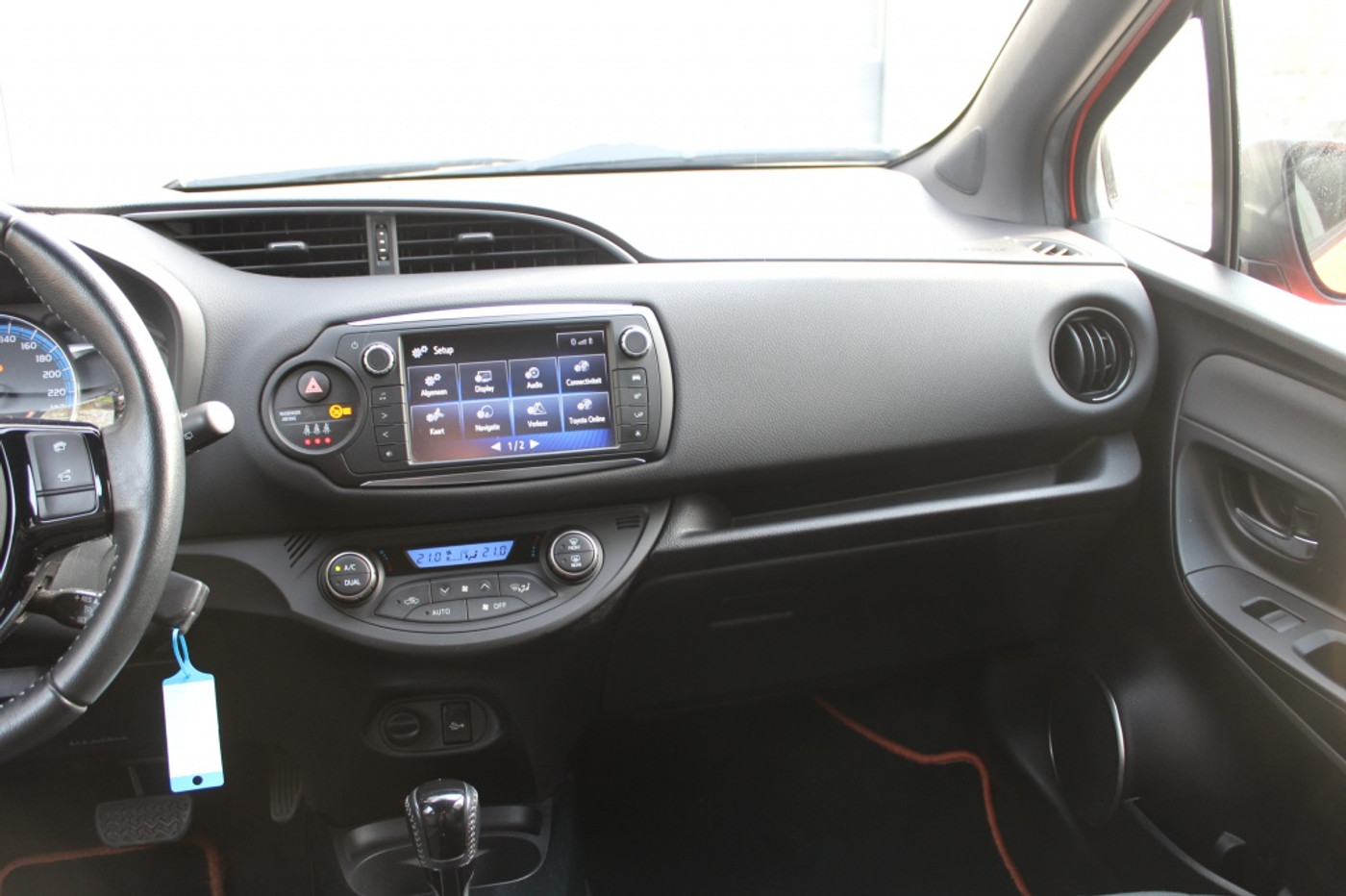 Foto van Toyota Toyota Yaris Hybrid