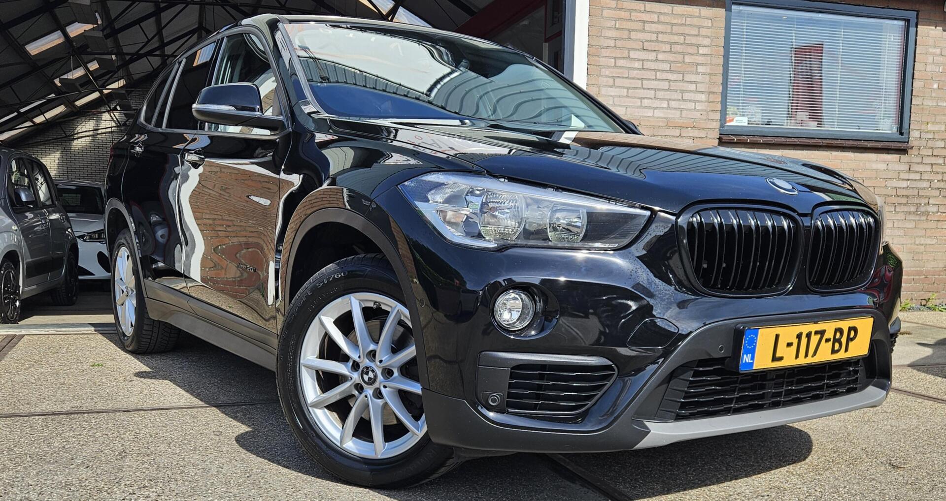 Foto van BMW X1 Sdrive18i
