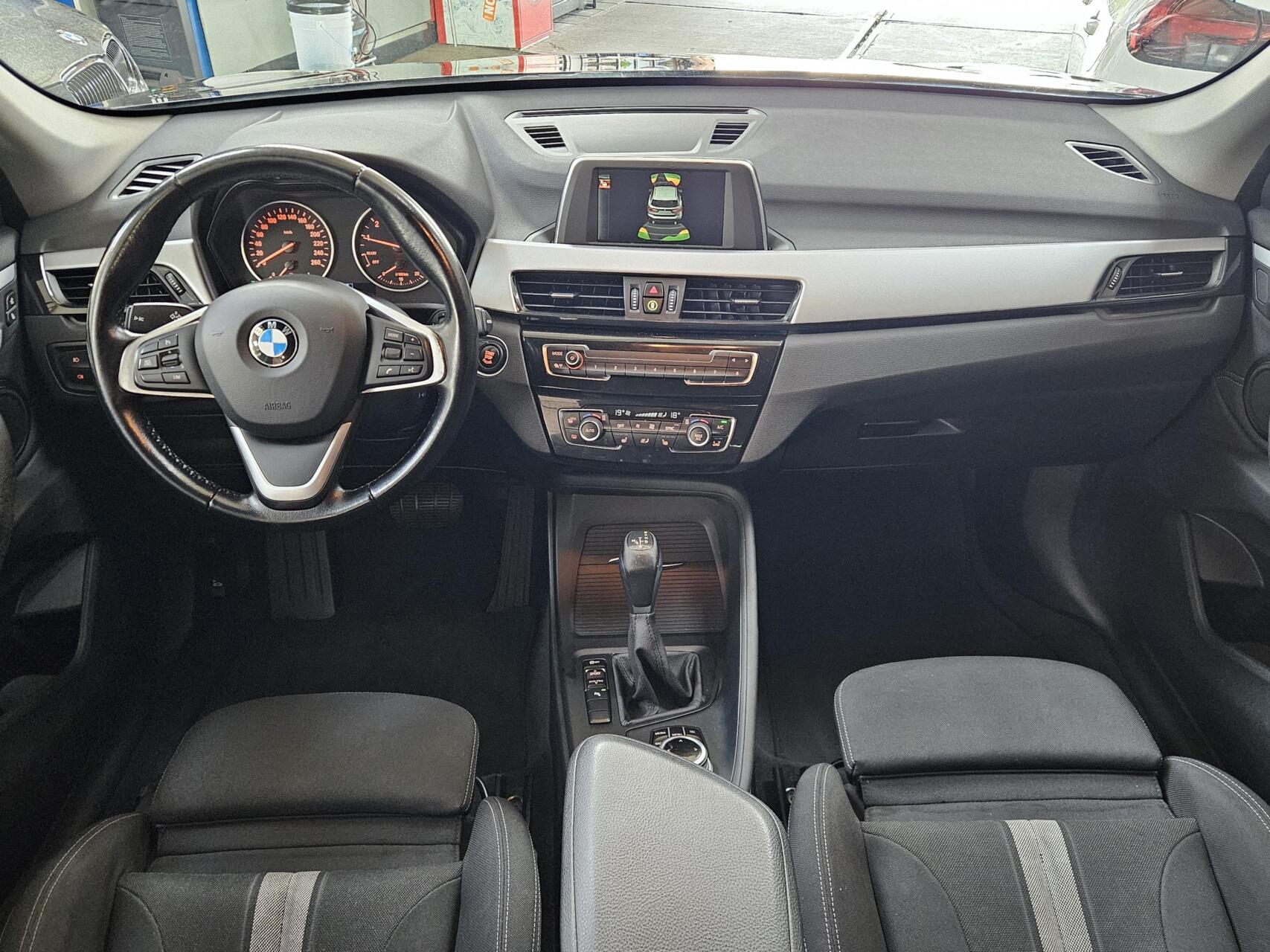 Foto van BMW X1 Sdrive18i
