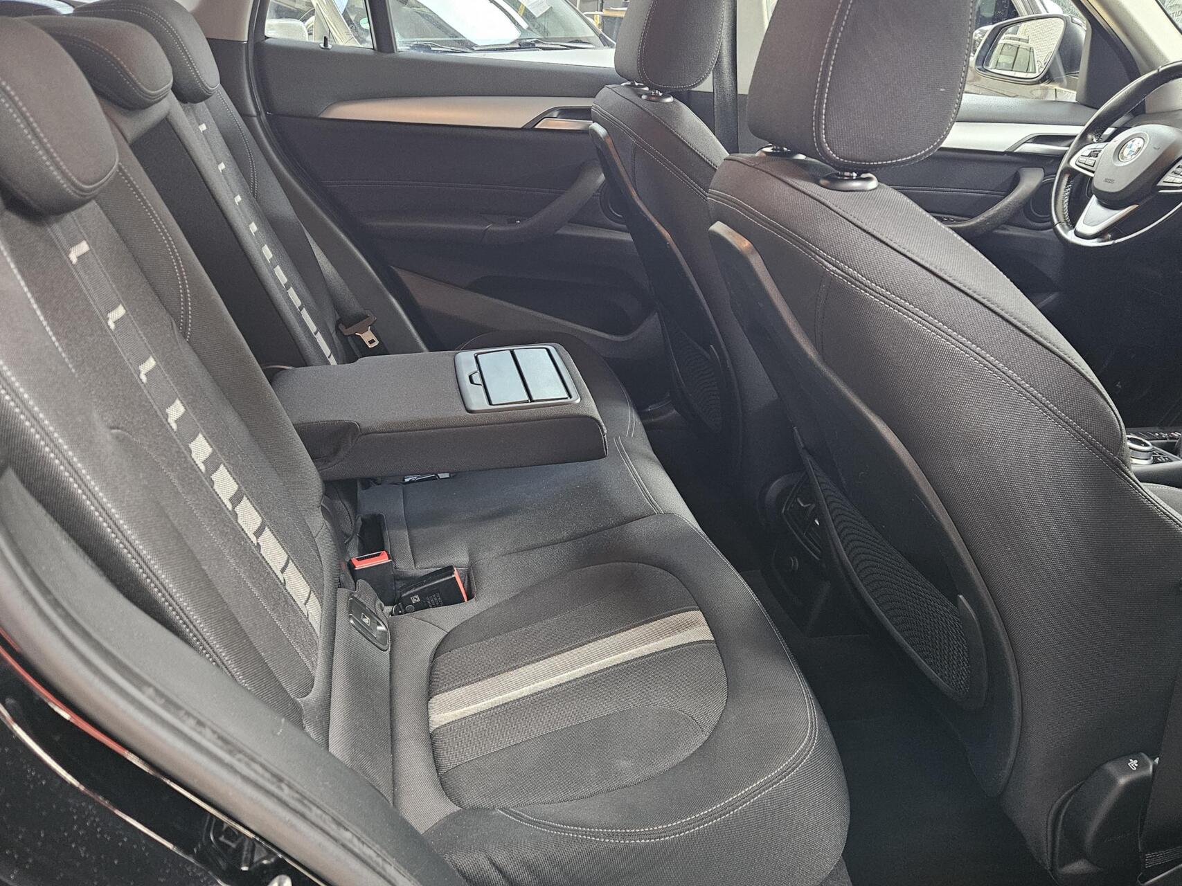 Foto van BMW X1 Sdrive18i