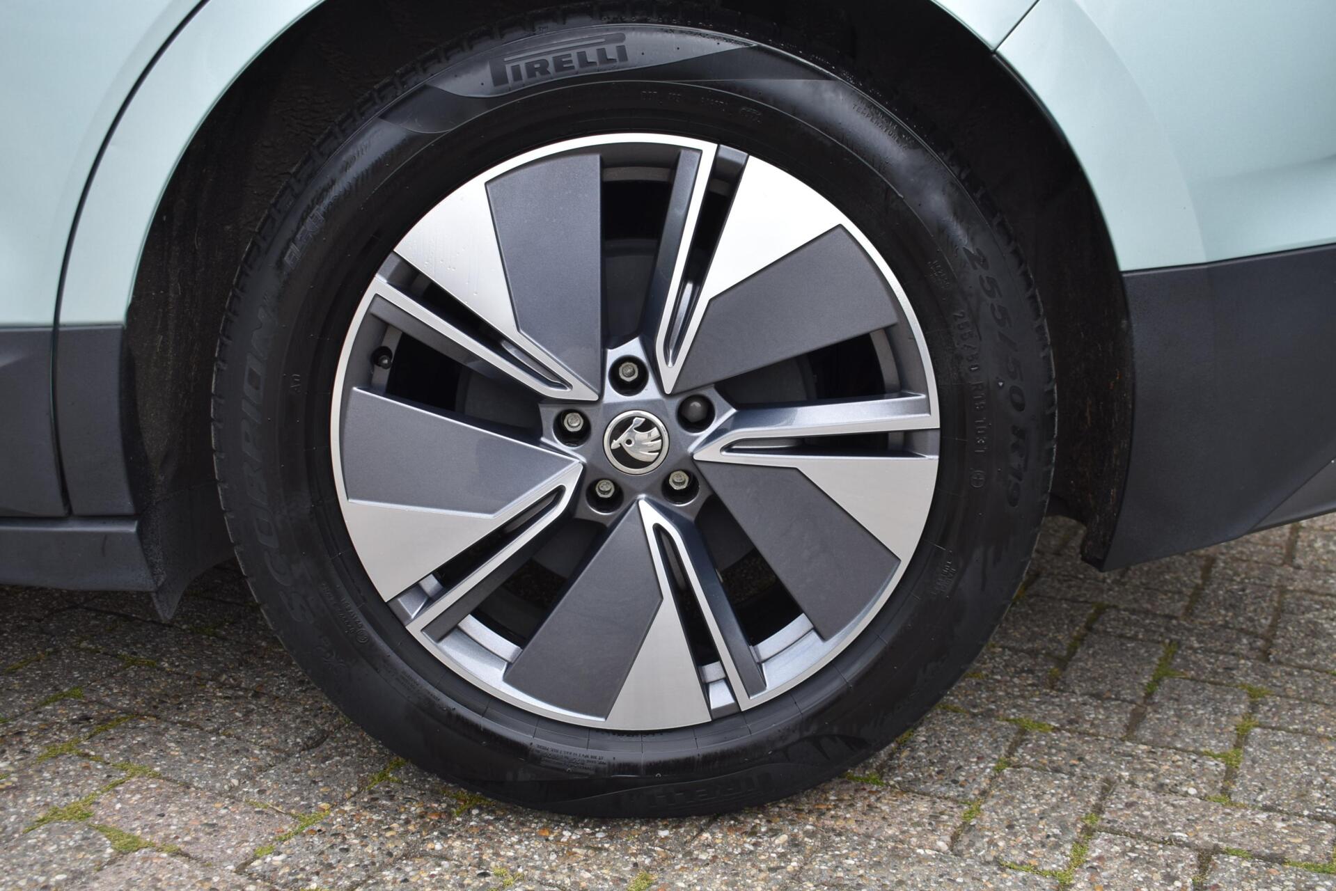 Foto van Skoda Enyaq 80