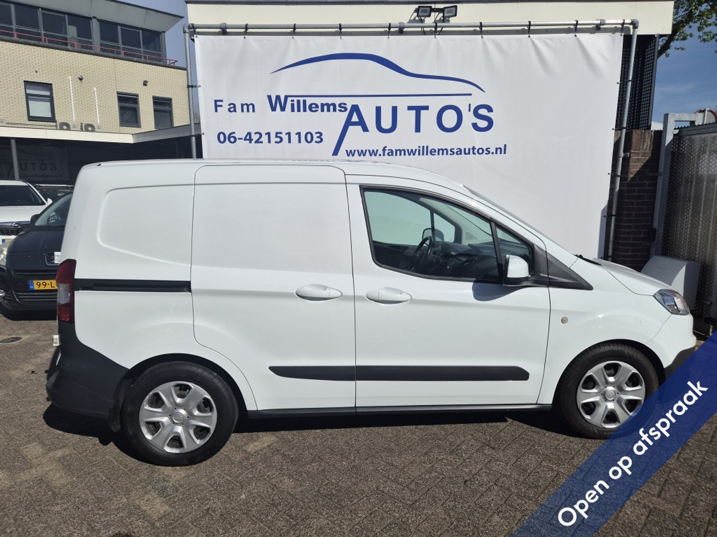 Ford Transit Courier 1.5 TDCI Schuifdeur airco euro 6 2016 - voorkant