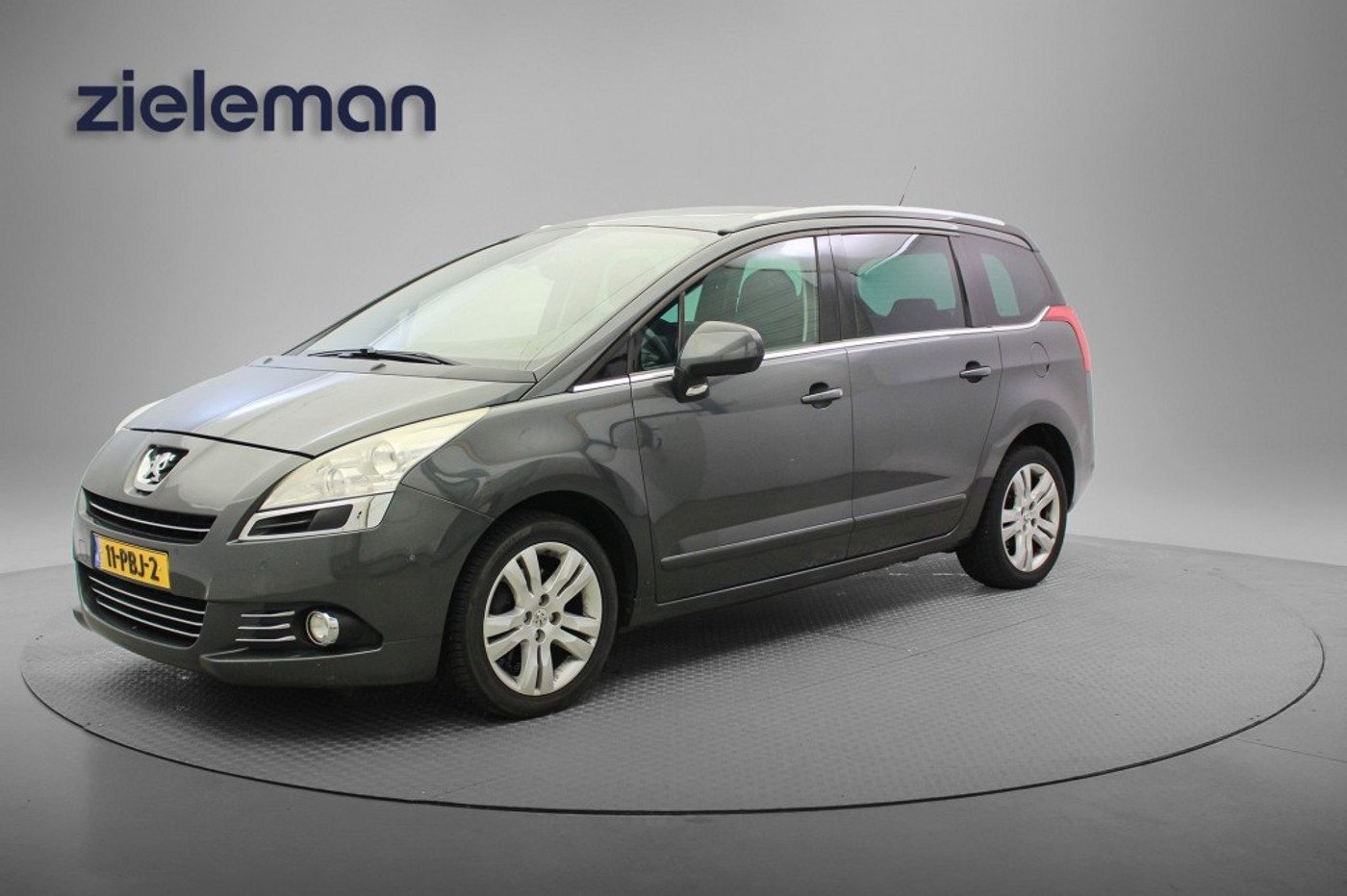 Foto van Peugeot 5008