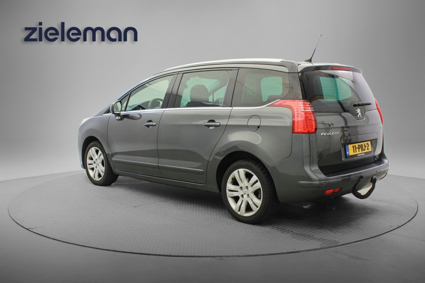 Foto van Peugeot 5008