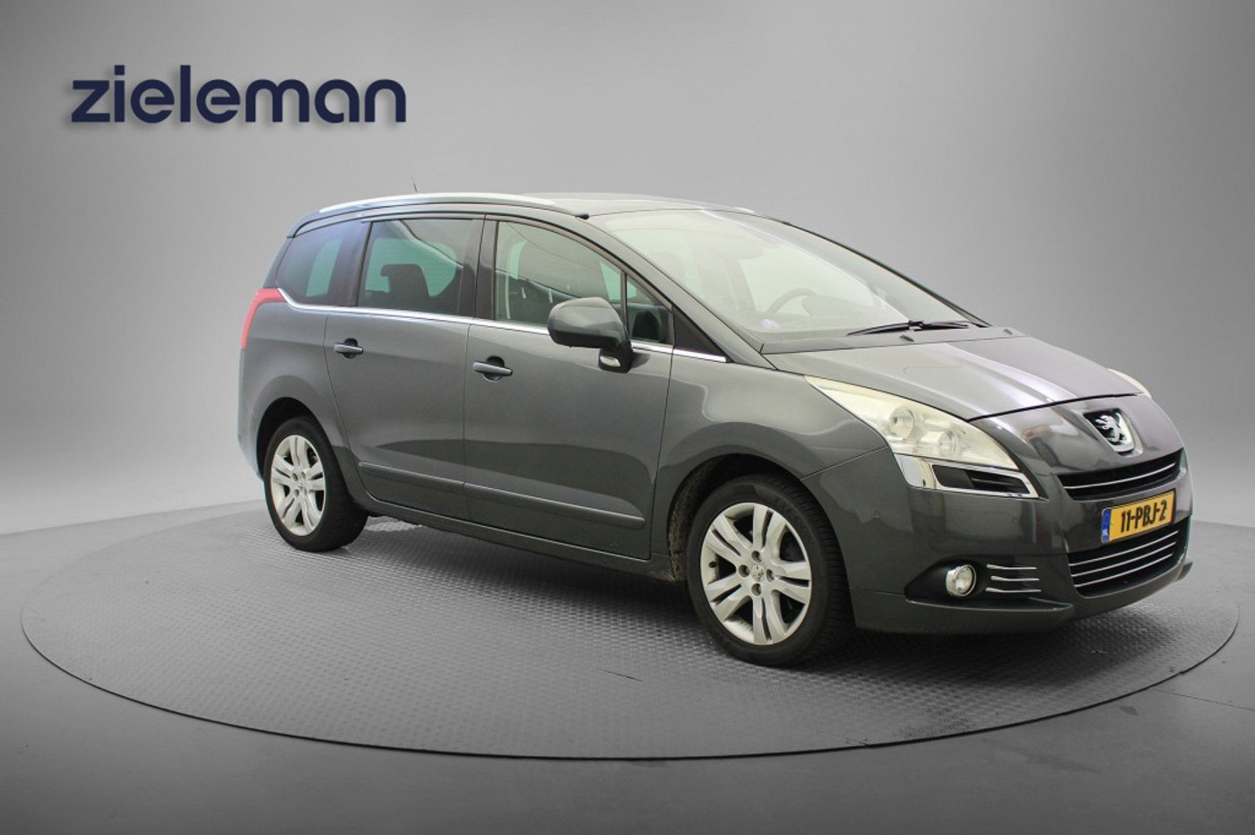 Foto van Peugeot 5008