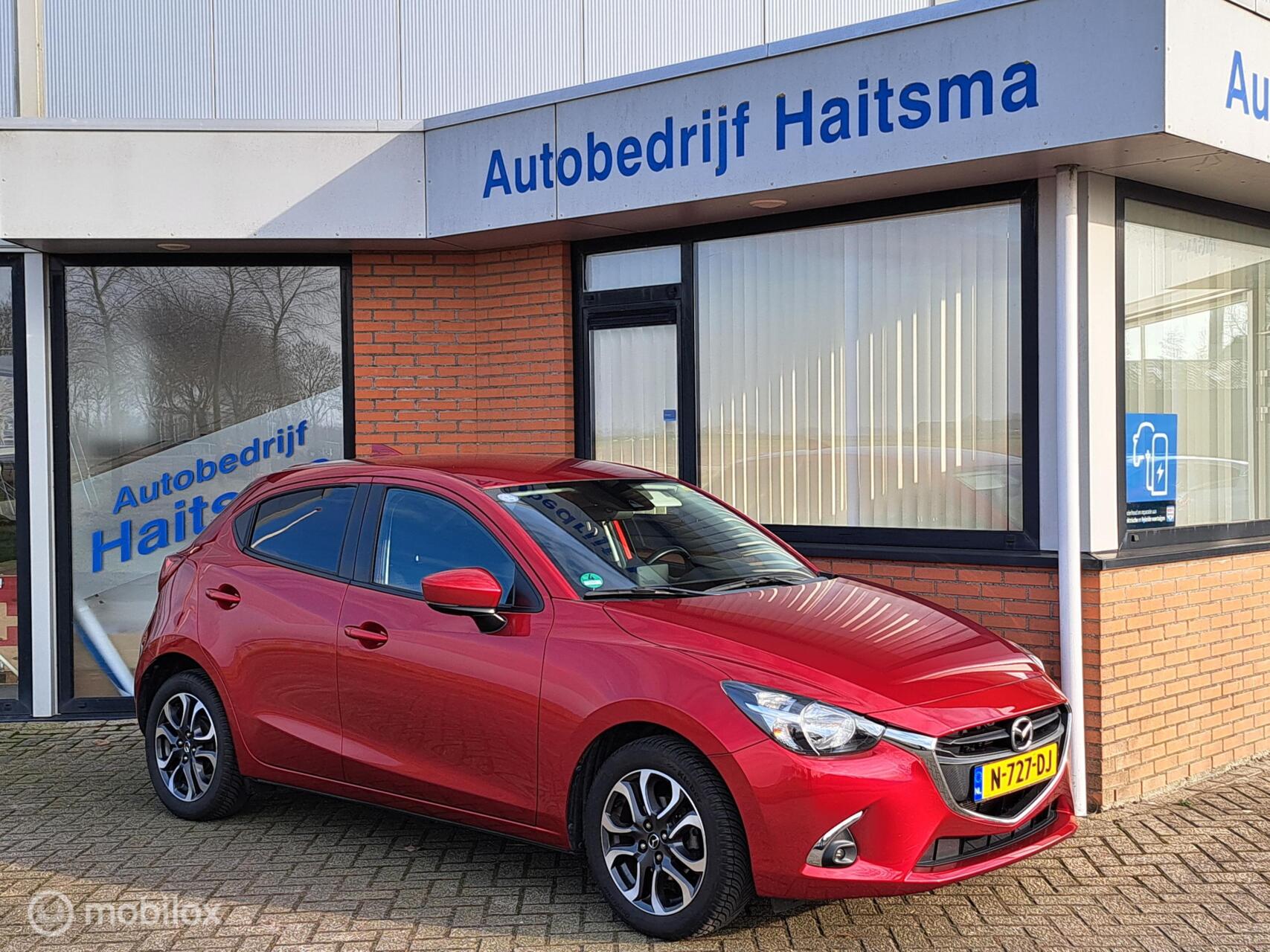 Mazda Mazda2 1.5 Skyactiv-G SkyLease GT Airco | Navi 2019 - voorkant