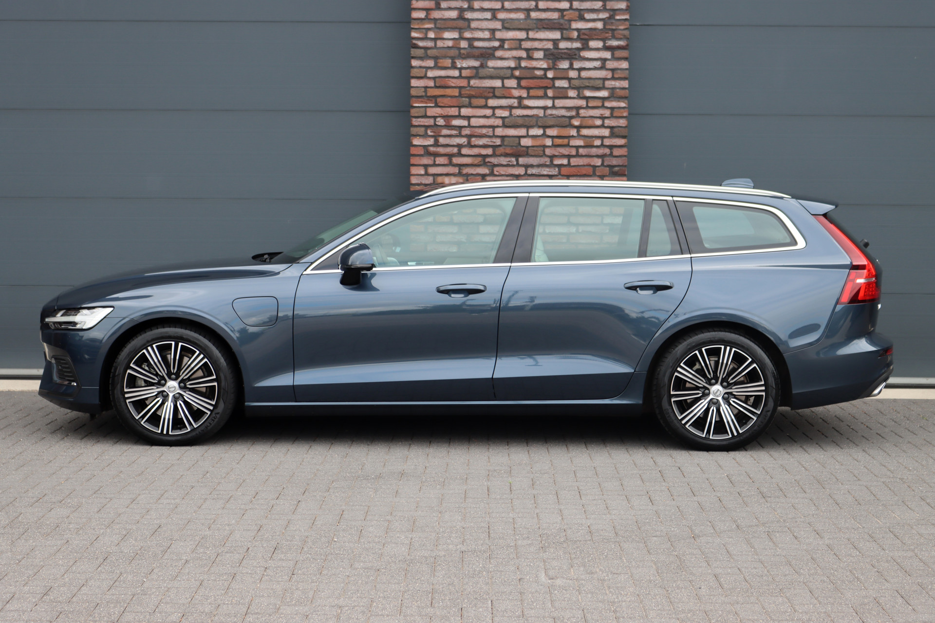 Foto van Volvo V60 T8 Twin Engine