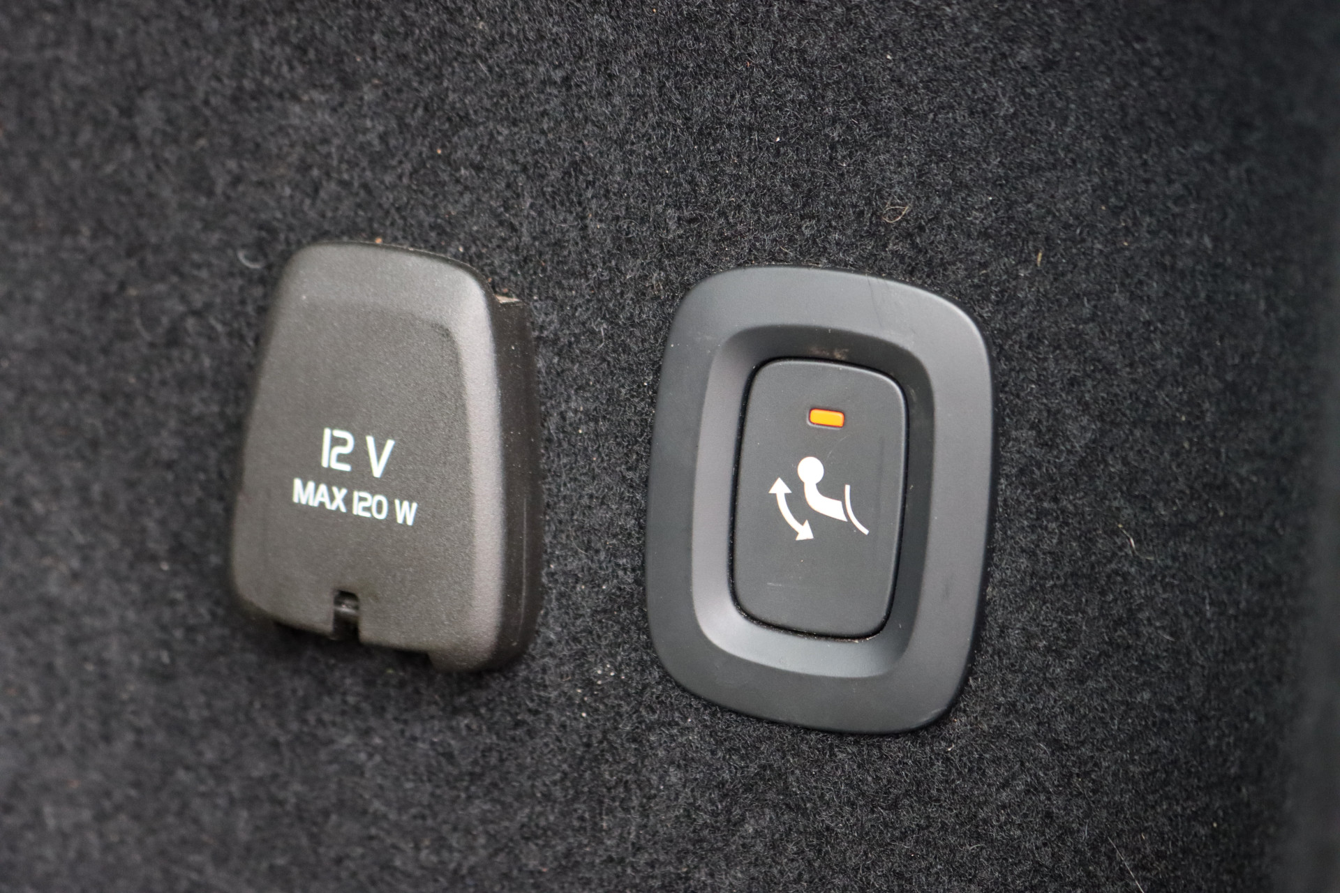 Foto van Volvo V60 T8 Twin Engine