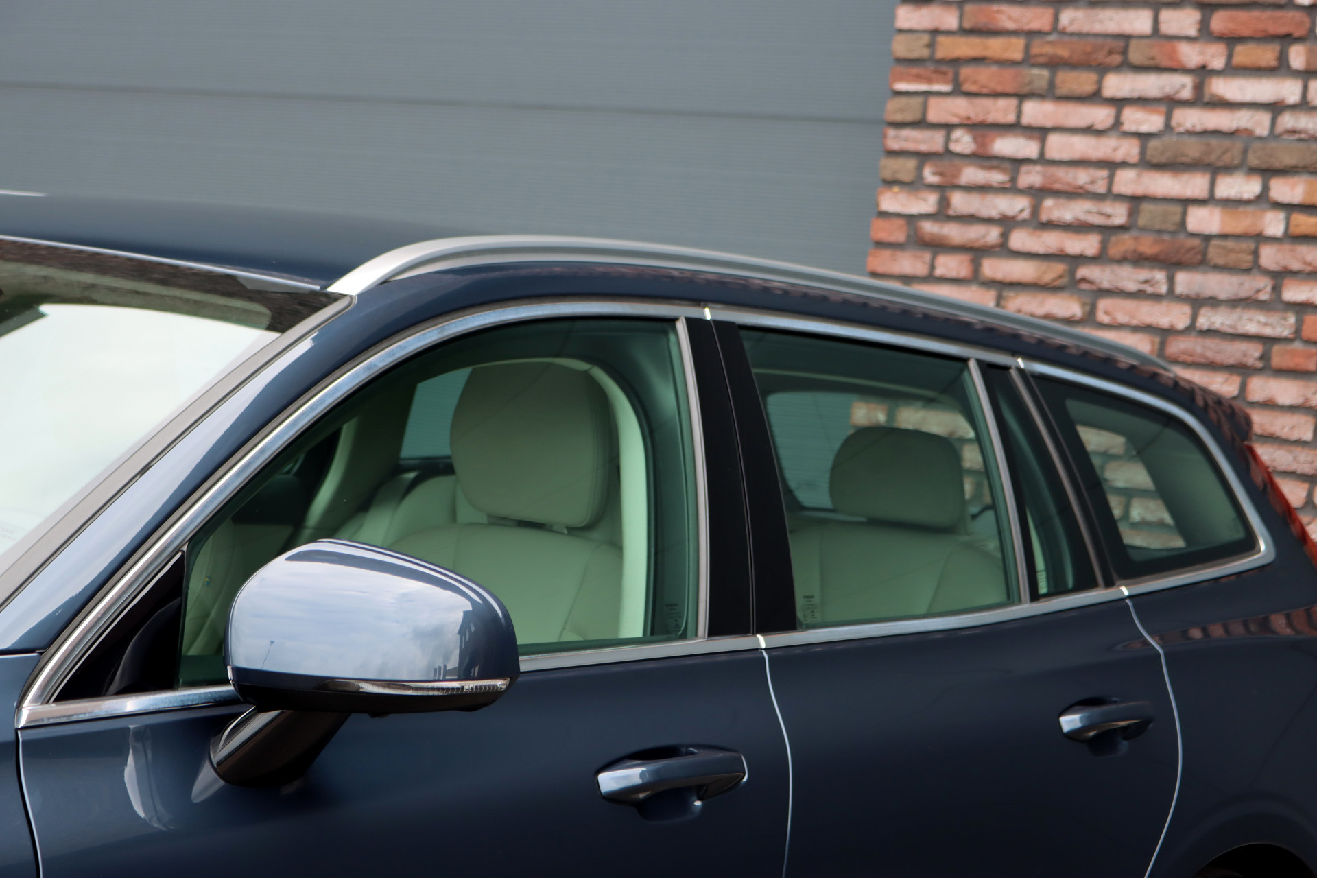 Foto van Volvo V60 T8 Twin Engine