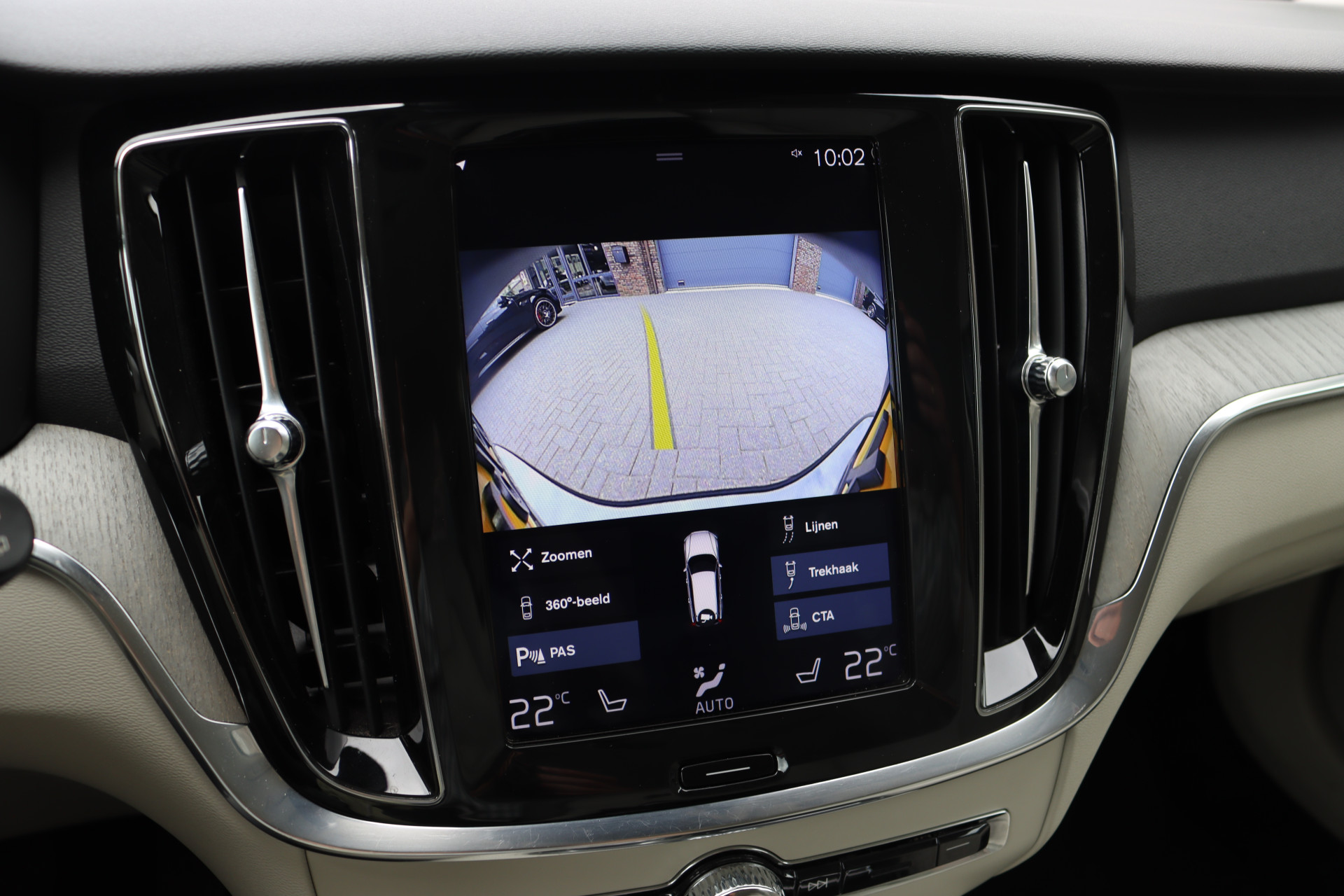 Foto van Volvo V60 T8 Twin Engine