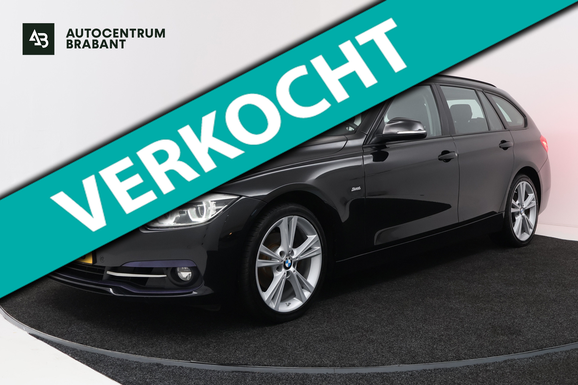 BMW 320i 320i (PANORAMADAK, TREKHAAK WEGKLAPBAAR, PARKEERSENSOREN, STOELVERWARMING, SPORSTOELEN, LED) 2016 - voorkant