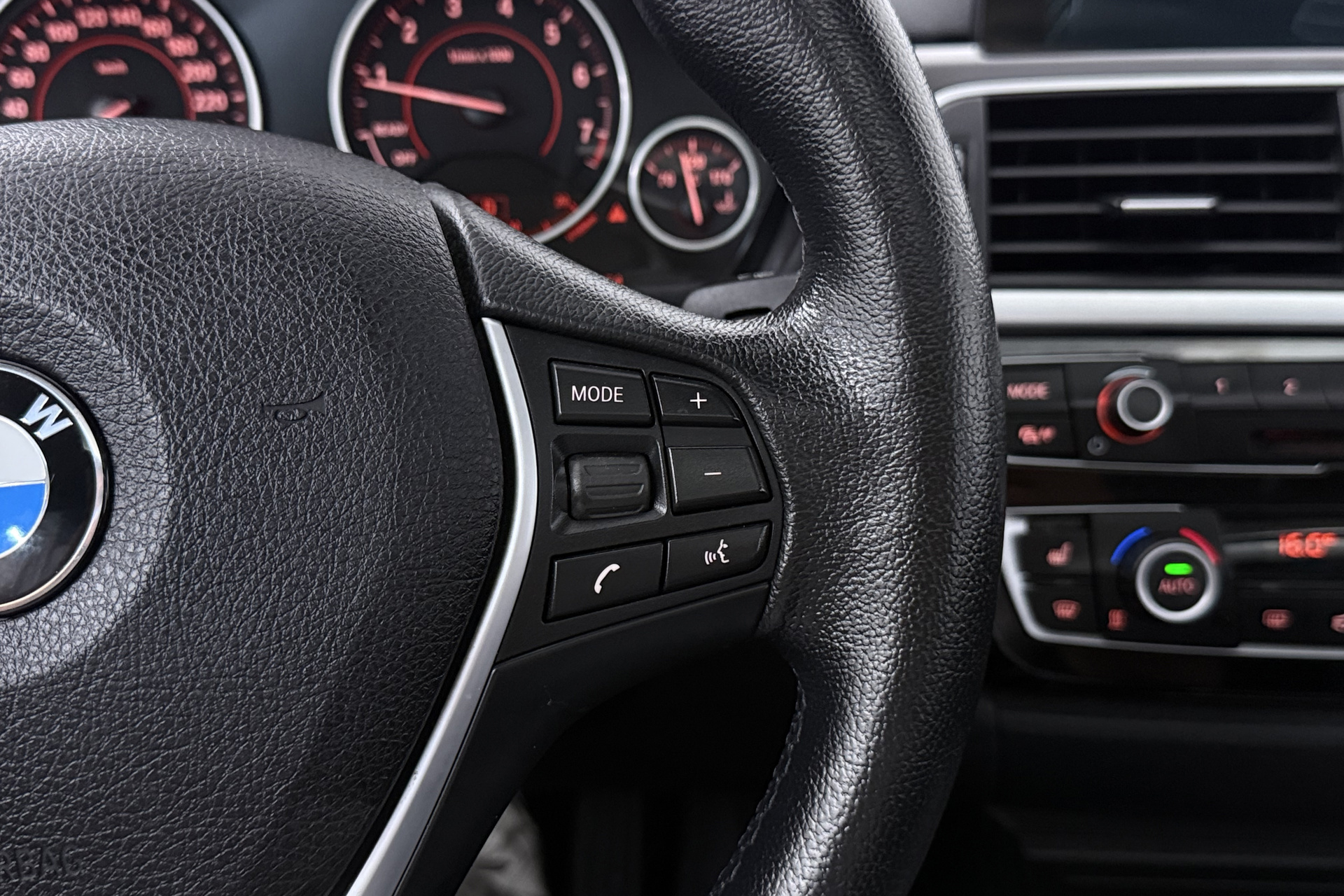 Foto van BMW 320i