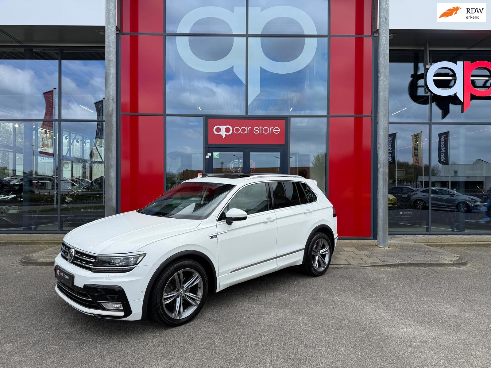 Volkswagen Tiguan 1.4 TSI ACT Comfortline Business R 2017 - voorkant