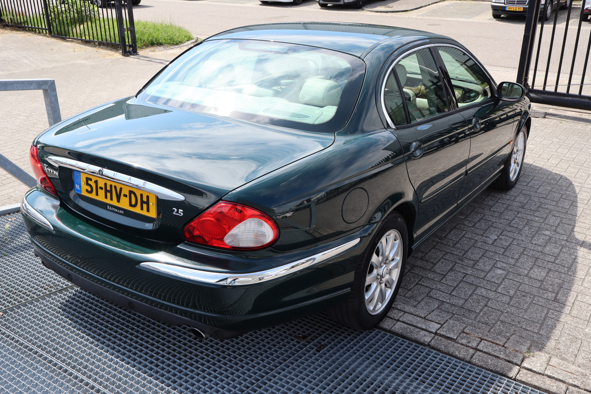Foto van Jaguar X-type 2.5 V6 Executive