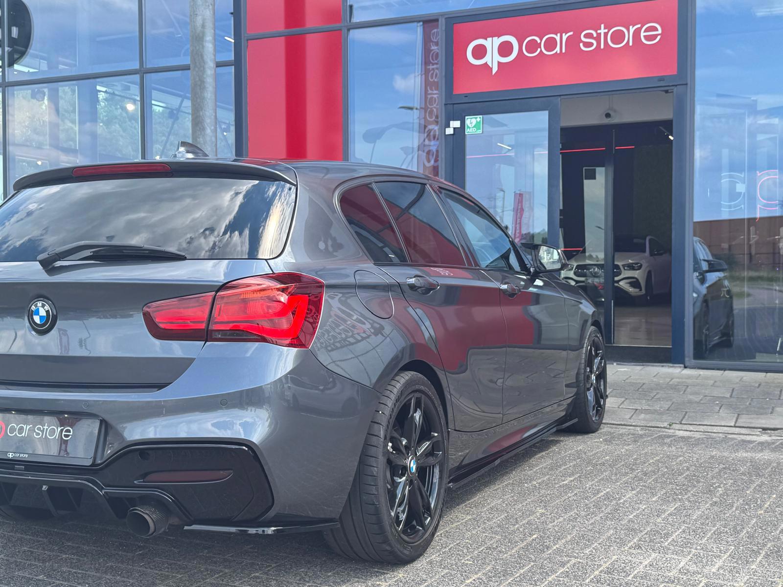 Foto van BMW M140i xDrive